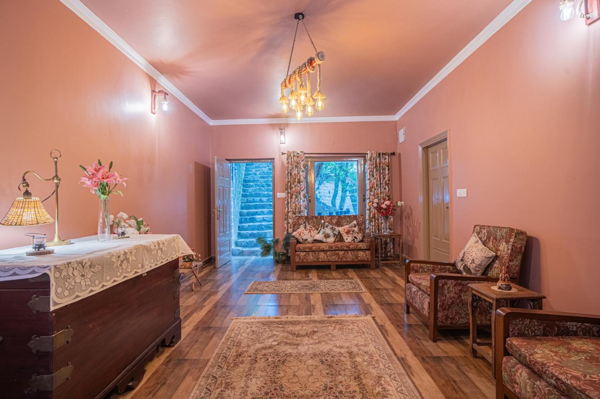 Vienna Forest Villa ไนนิตาล ภายนอก รูปภาพ