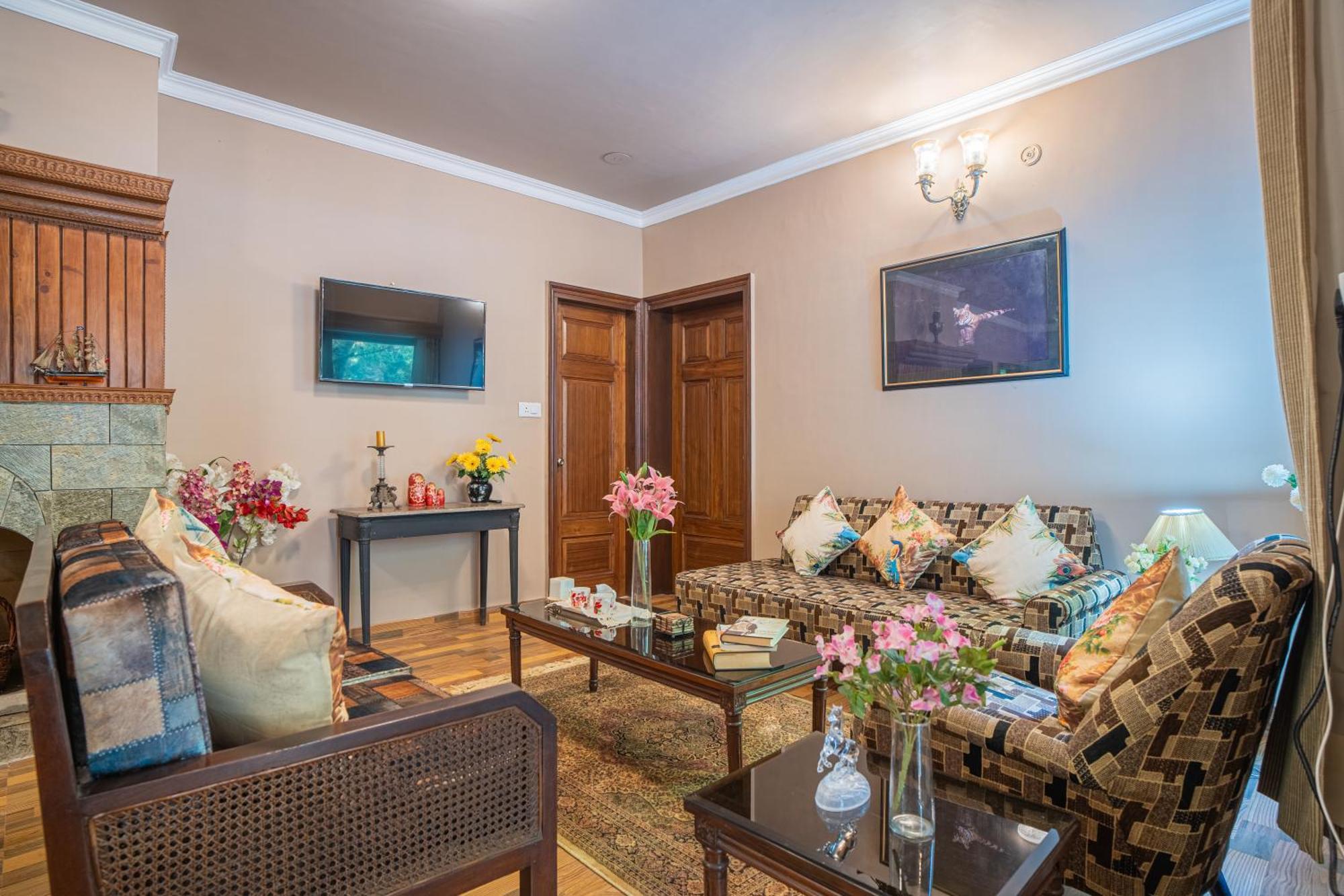 Vienna Forest Villa ไนนิตาล ภายนอก รูปภาพ